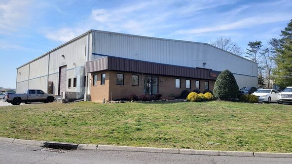 100 Meco Ln, Oak Ridge, TN 37830